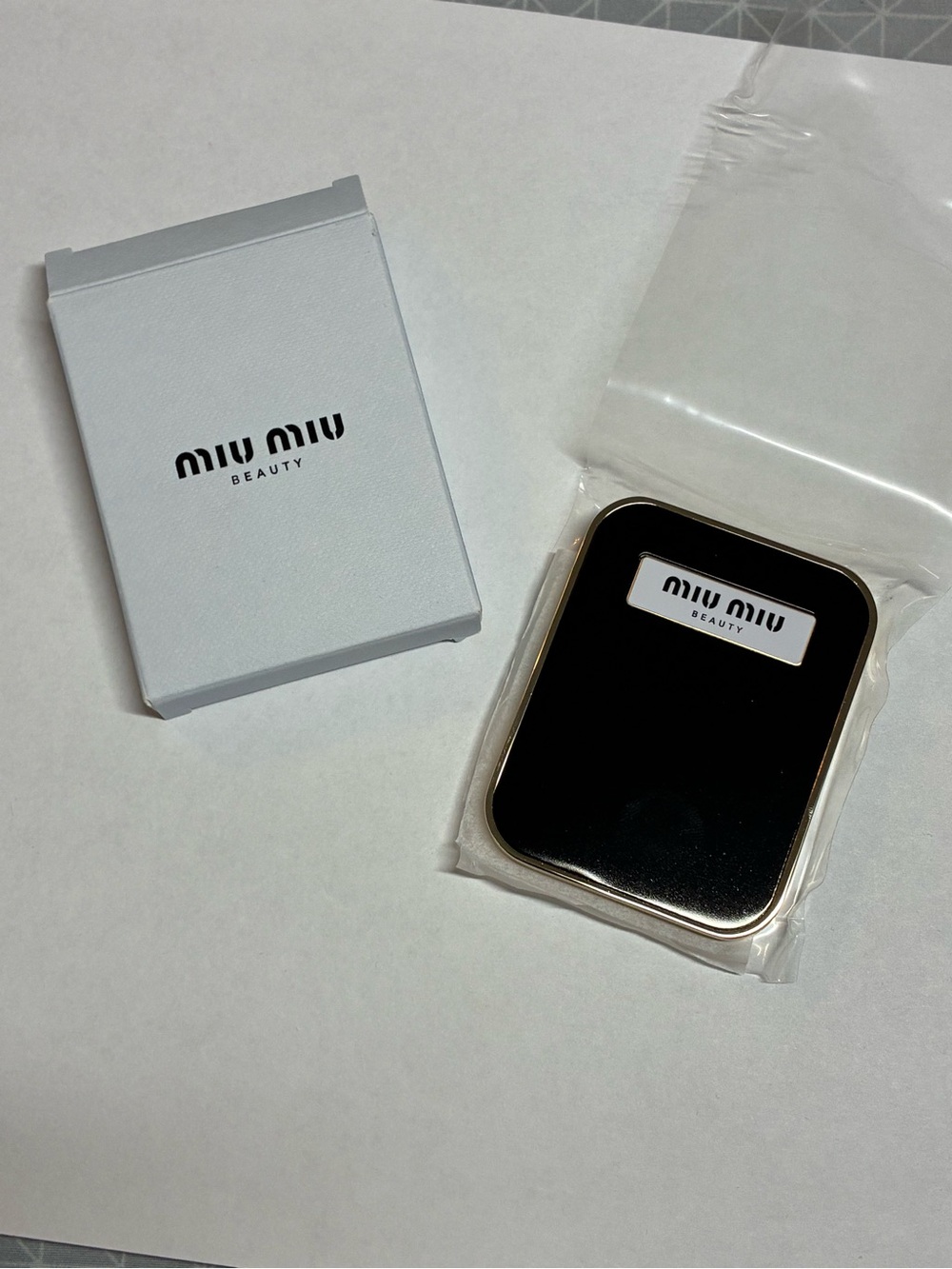 NEW Miu Miu Beauty Miutine Mirrored Compact